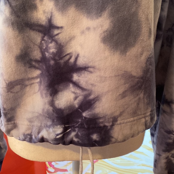 PINK VICTORIA SECRET TIE DYE CROP TOP BLUE SWEATSHIRT DRAWSTRING WAIST SMALL - Picture 3 of 6
